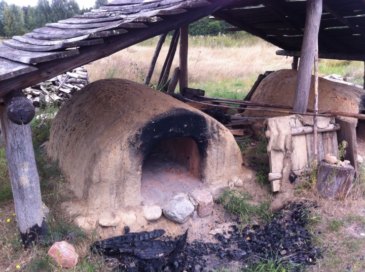 Brot backen wie die alten Germanen - Termine & Veranstaltungen • Ab Ins